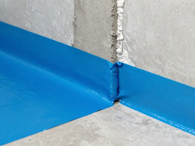 Fehler bei der Badsanierung vermeiden: So gelingt Abdichtung, Gefälle und Fugen